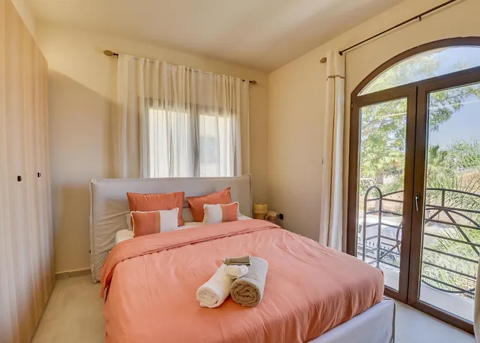 Kalindi-5 Bedroom Beachfront With Private Pool Villa